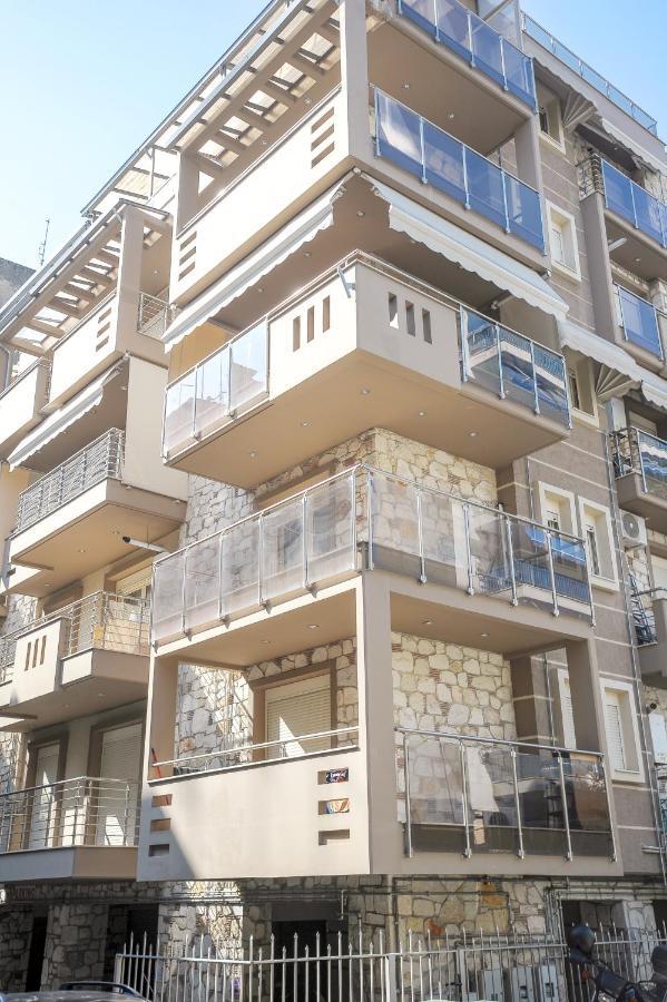 Magenta Ruby Appartment #Free Parking#!! เทสซาโลนิกิ ภายนอก รูปภาพ